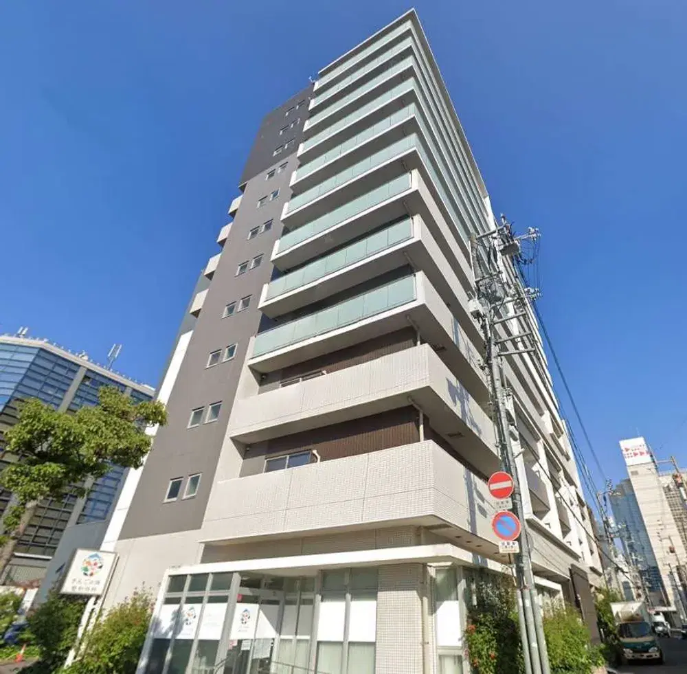 レアーレ瓦町