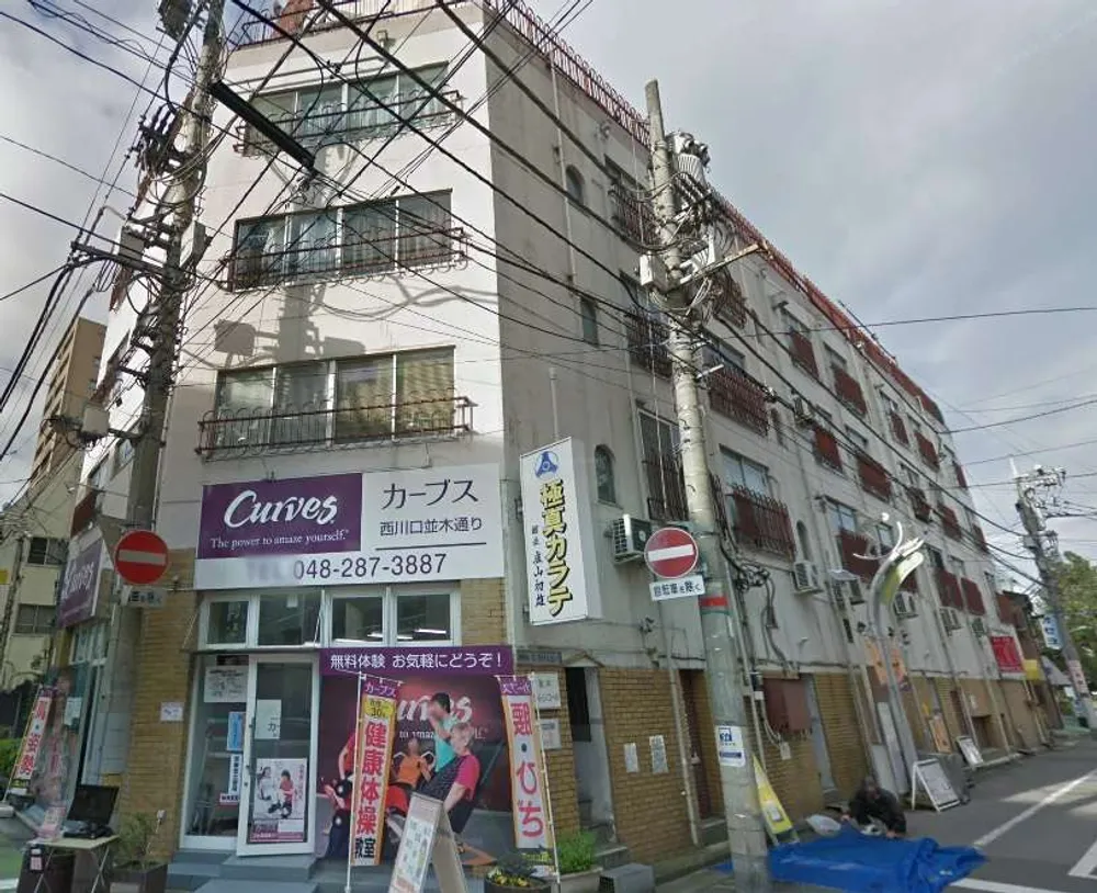 並木クイーンコーポ