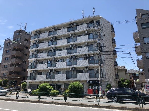 フロント新代田
