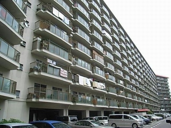 クローバーハイツ森小路 2号棟