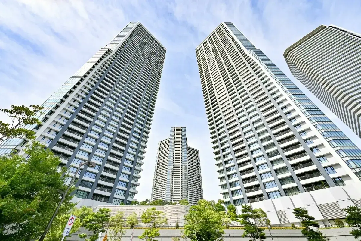 ドゥ・トゥール　ＥＡＳＴ