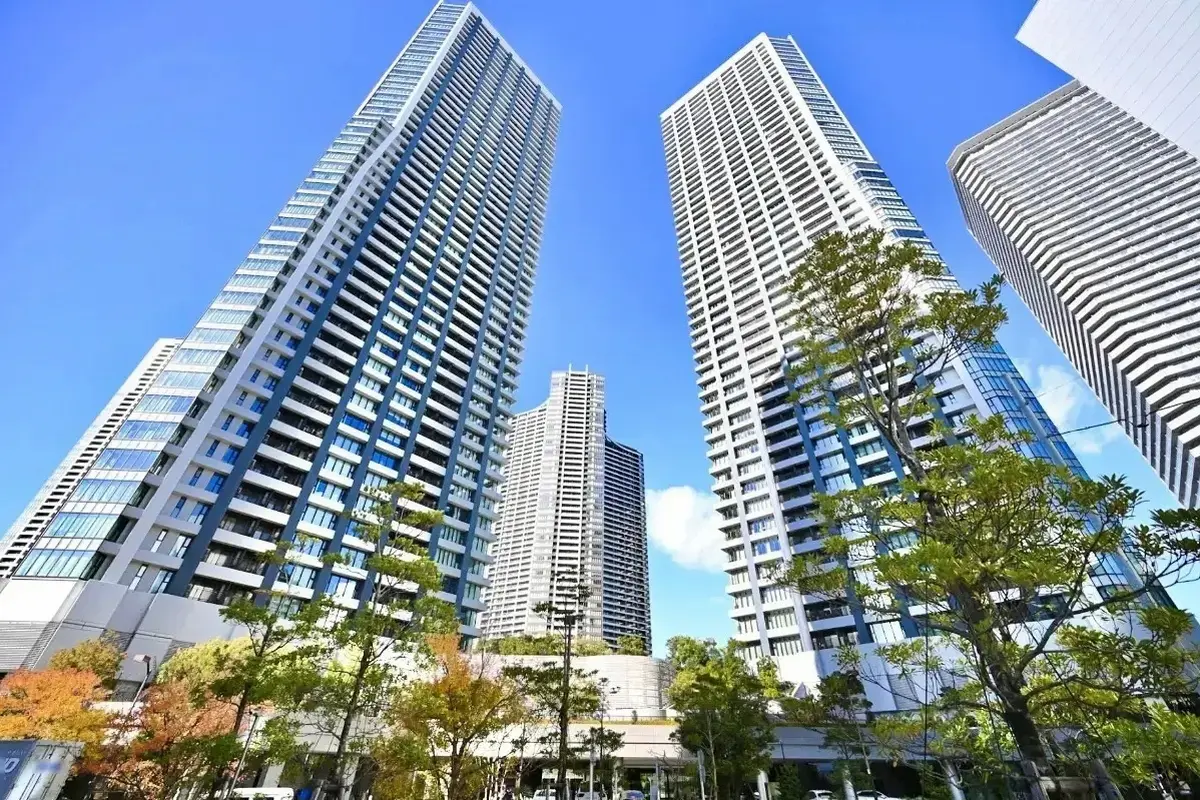 ドゥ・トゥール EAST