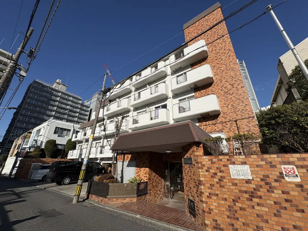 クラウン西麻布