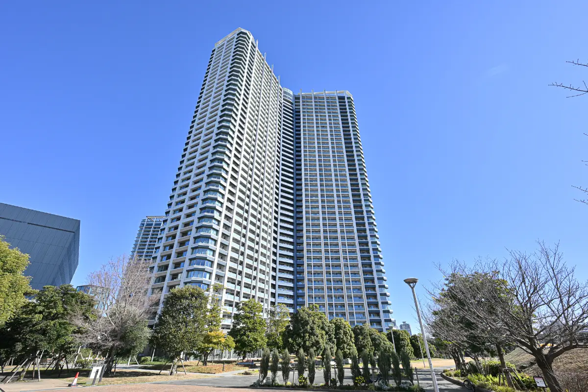 スカイズ　タワー＆ガーデン