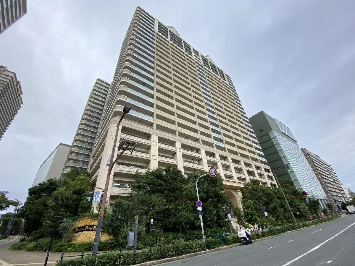 なんばセントラルプラザリバーガーデン