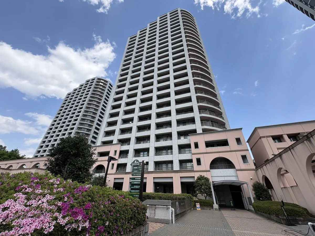 西戸山タワーホウムズセントラルタワー