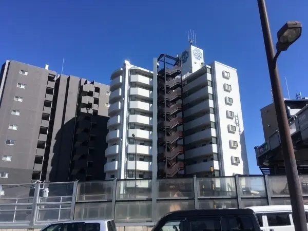 グローリア初穂椎名町