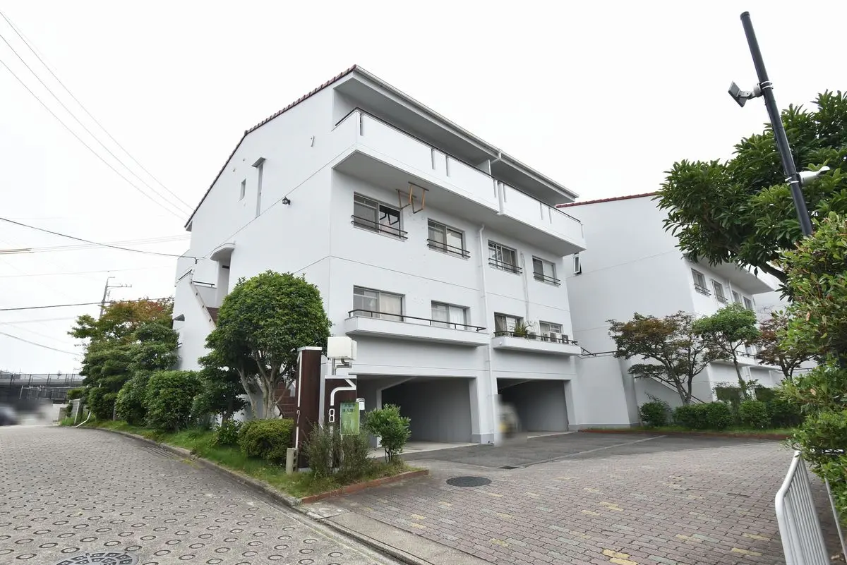 タウン石堀山7棟