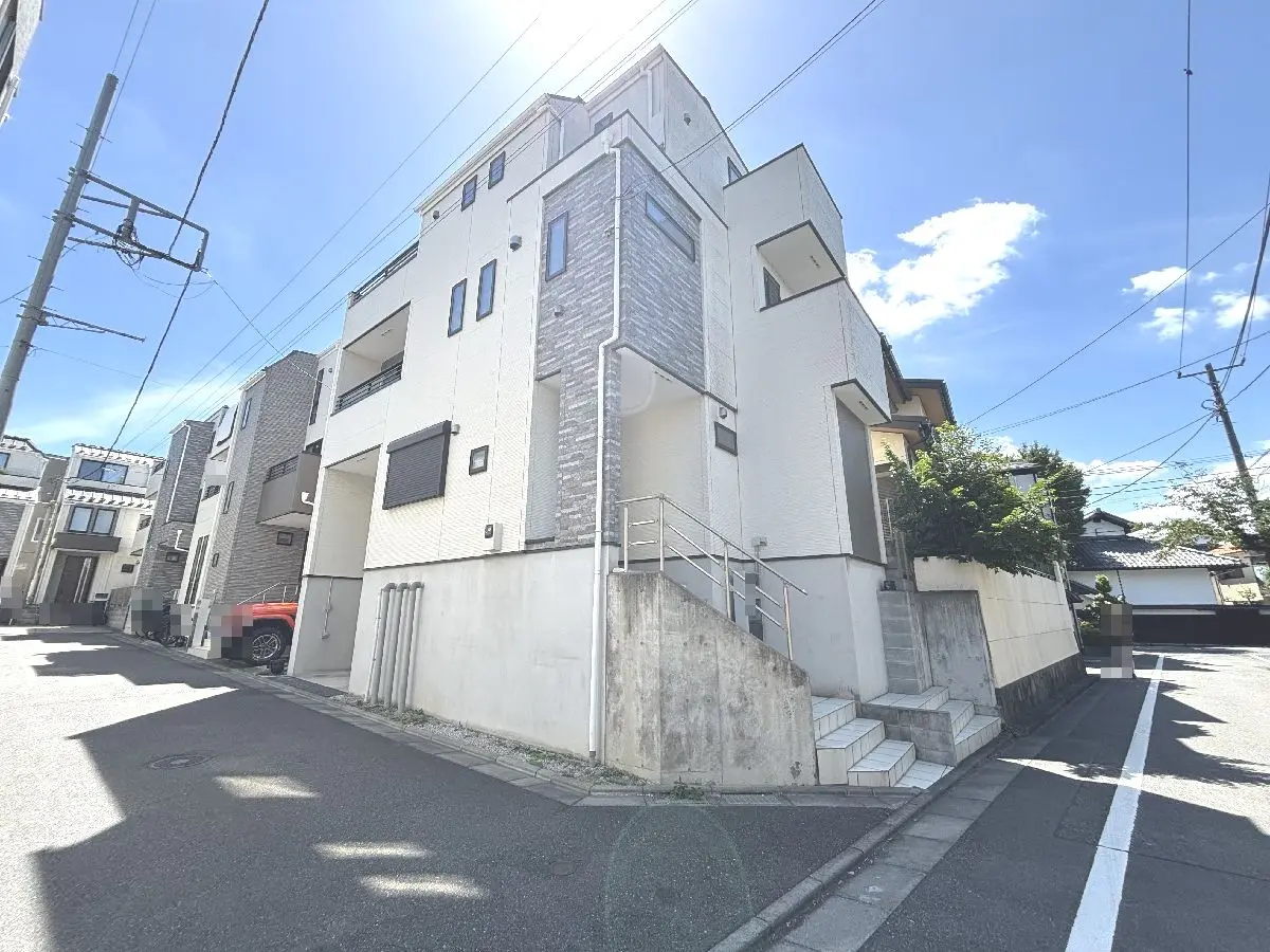 板橋区東新町２丁目戸建