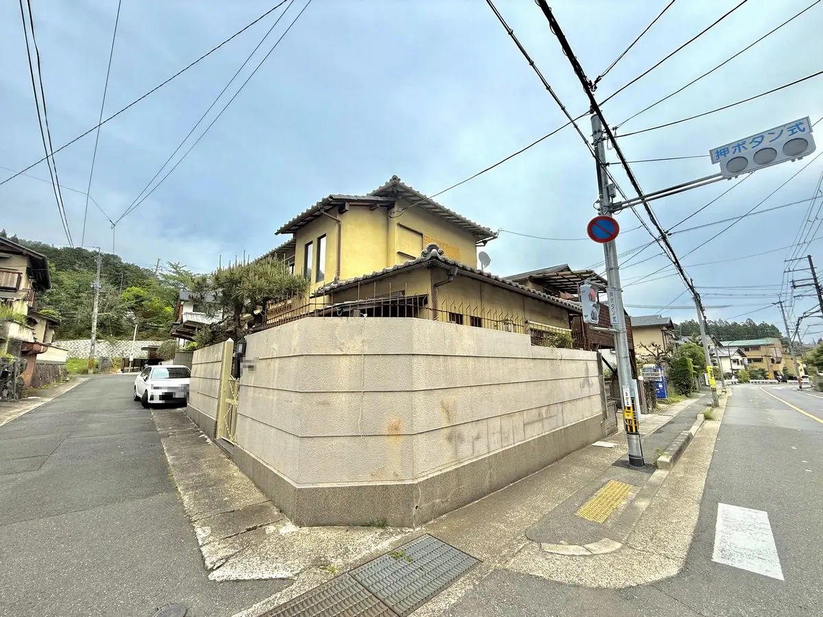 京都市右京区鳴滝松本町戸建