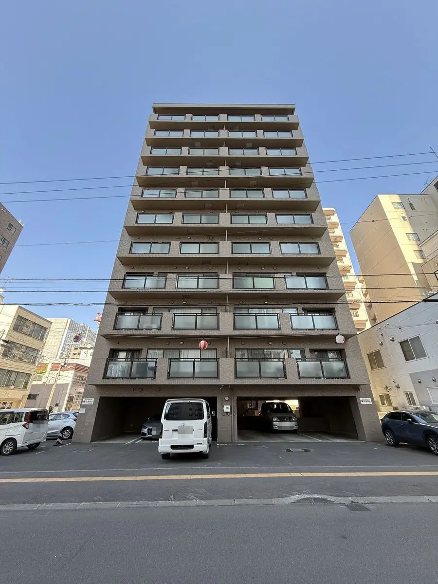 コモドム円山