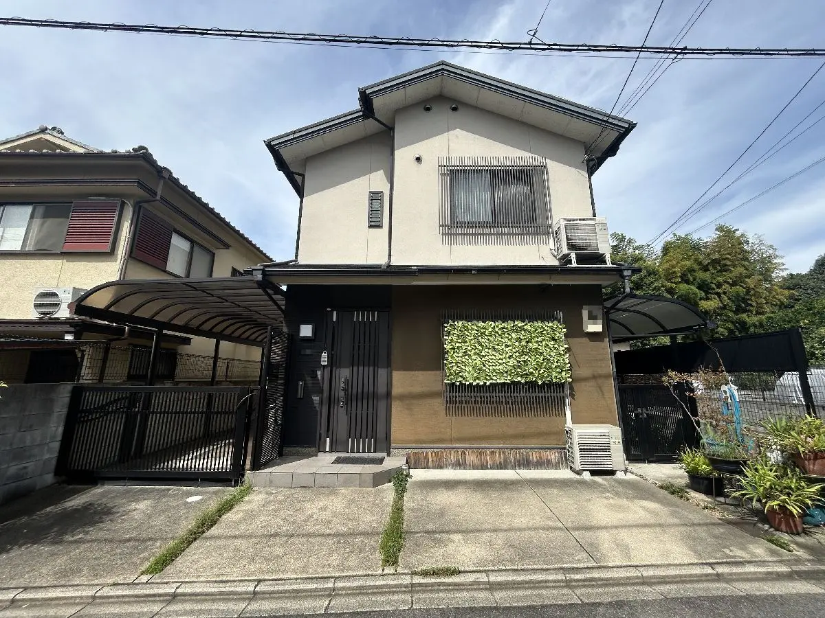 京都市東山区本町十六丁目　一戸建て