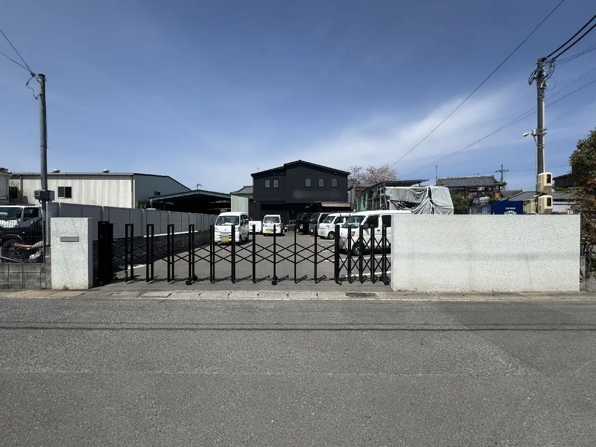 京都市南区上鳥羽塔ノ森東向町 事務所・倉庫