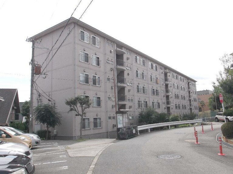 逆瀬川ハイツ3号棟