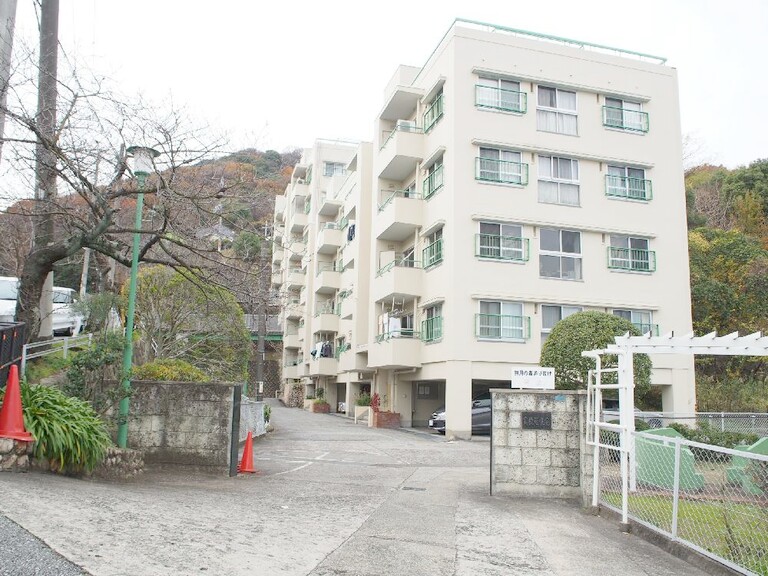 宝生苑住宅