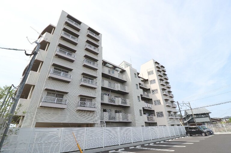ロワールマンション和白2