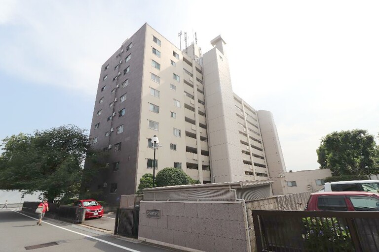 馬事公苑前ハイム1号棟