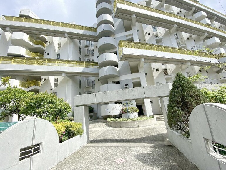 千里山ロイヤルマンション2番街D棟