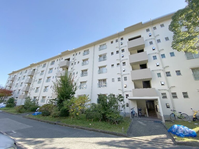 箕面粟生第二住宅