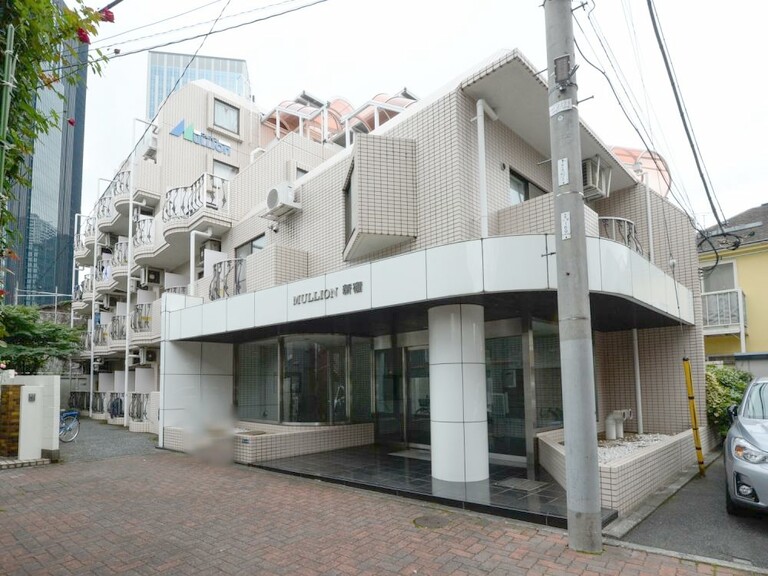 マリオン新宿