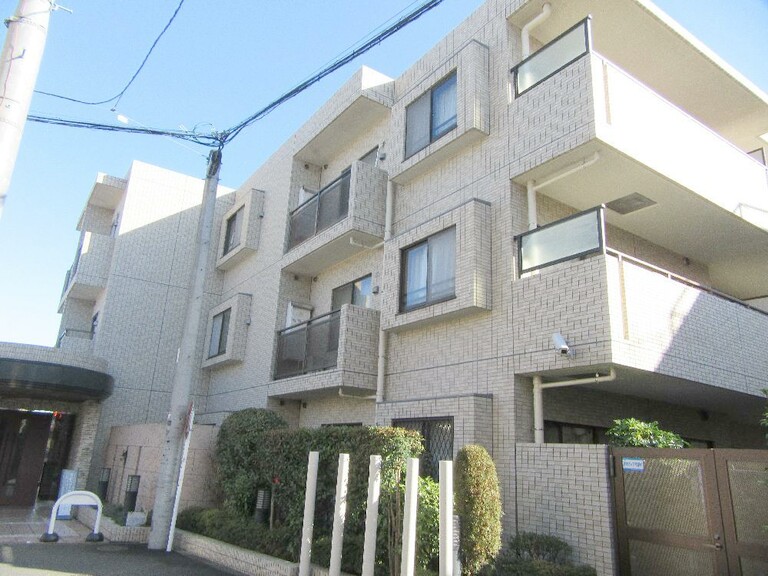 ファミール都立家政