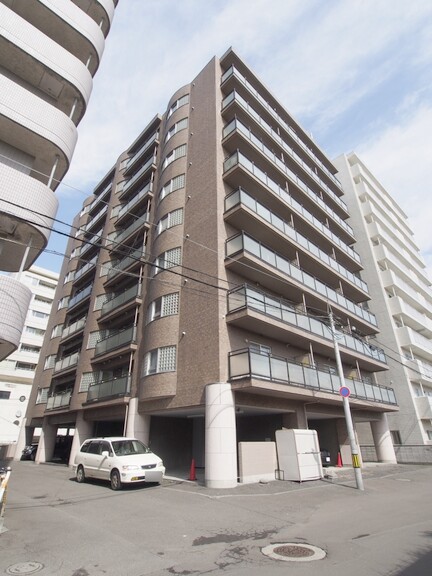 メゾンクレスト中島公園